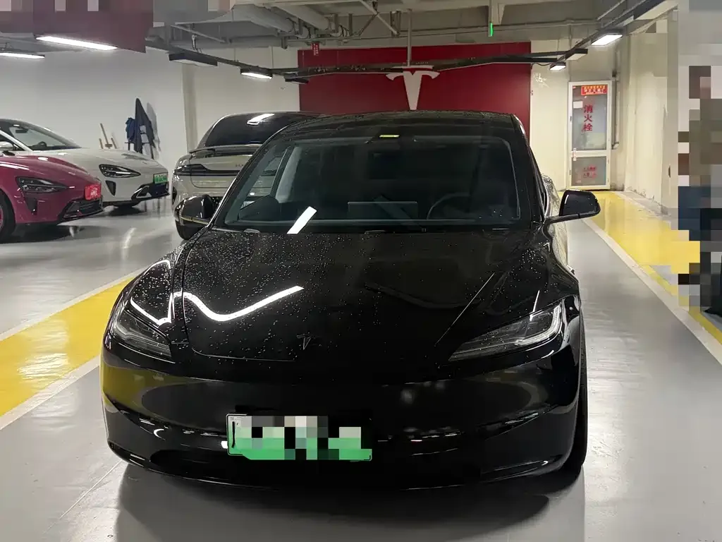 Tesla Model 3 — фото 6