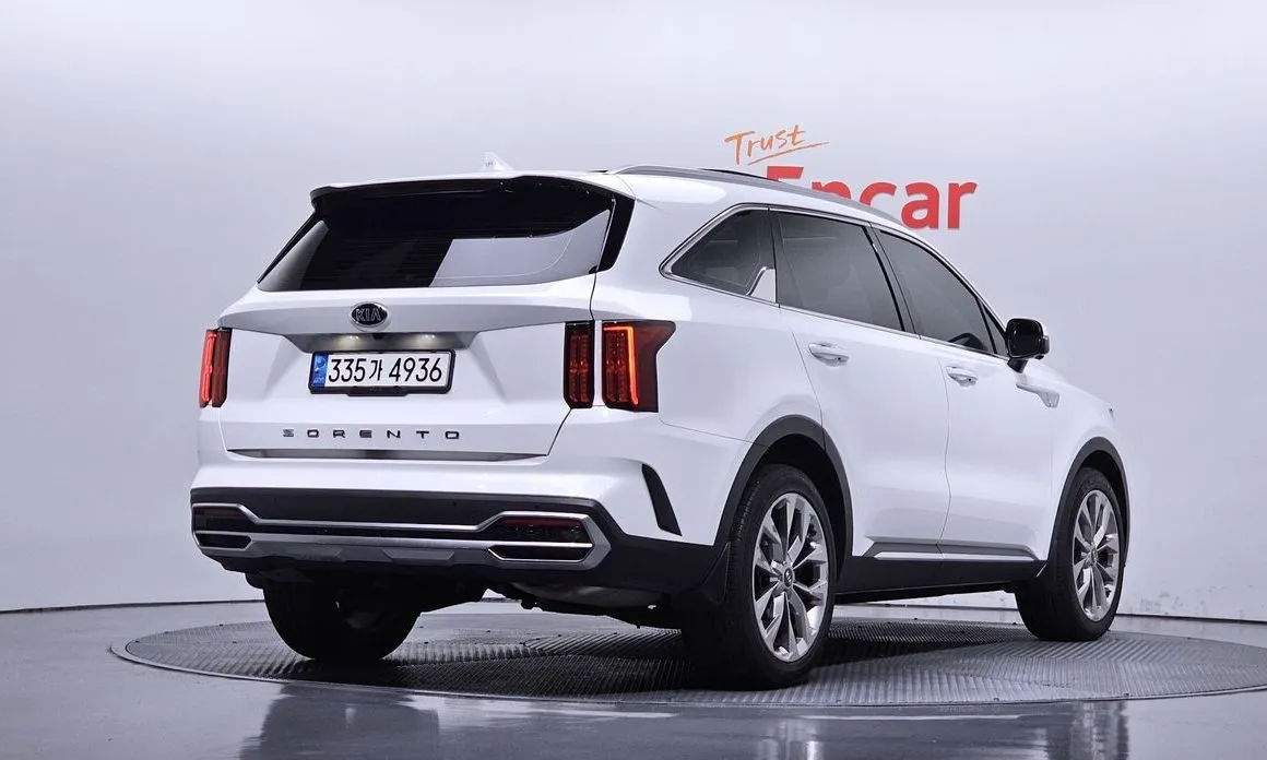 Kia Sorento — фото 5
