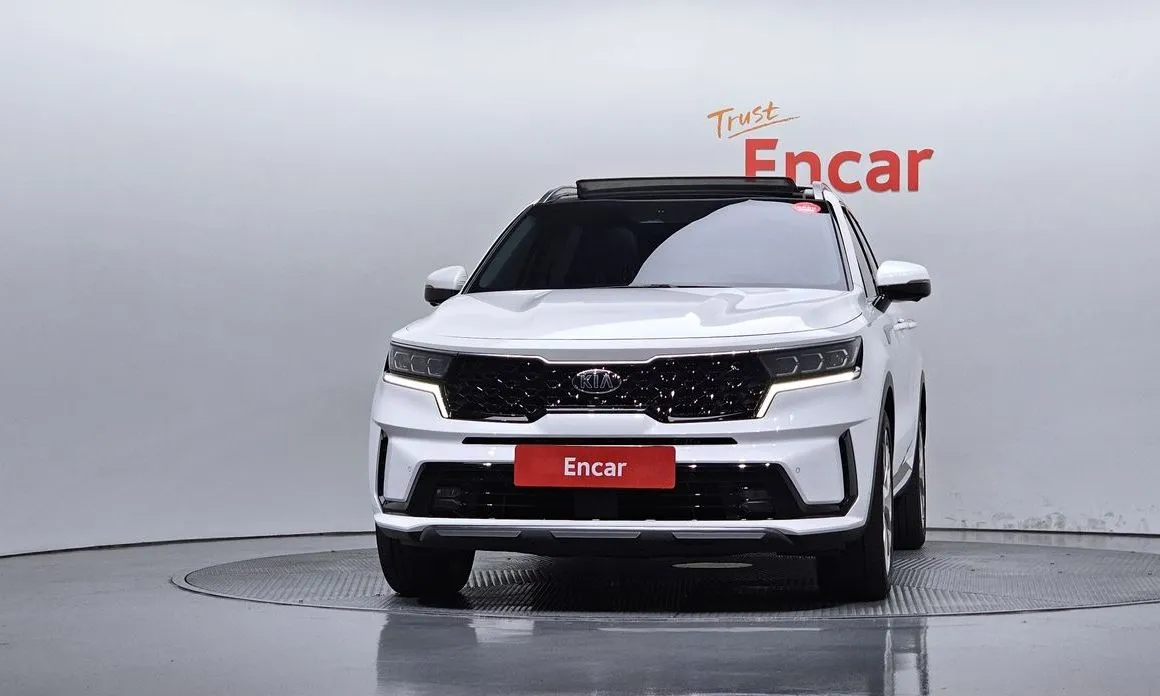 Kia Sorento — фото 7