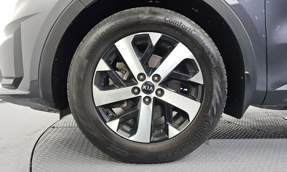 Kia Sorento — фото 6