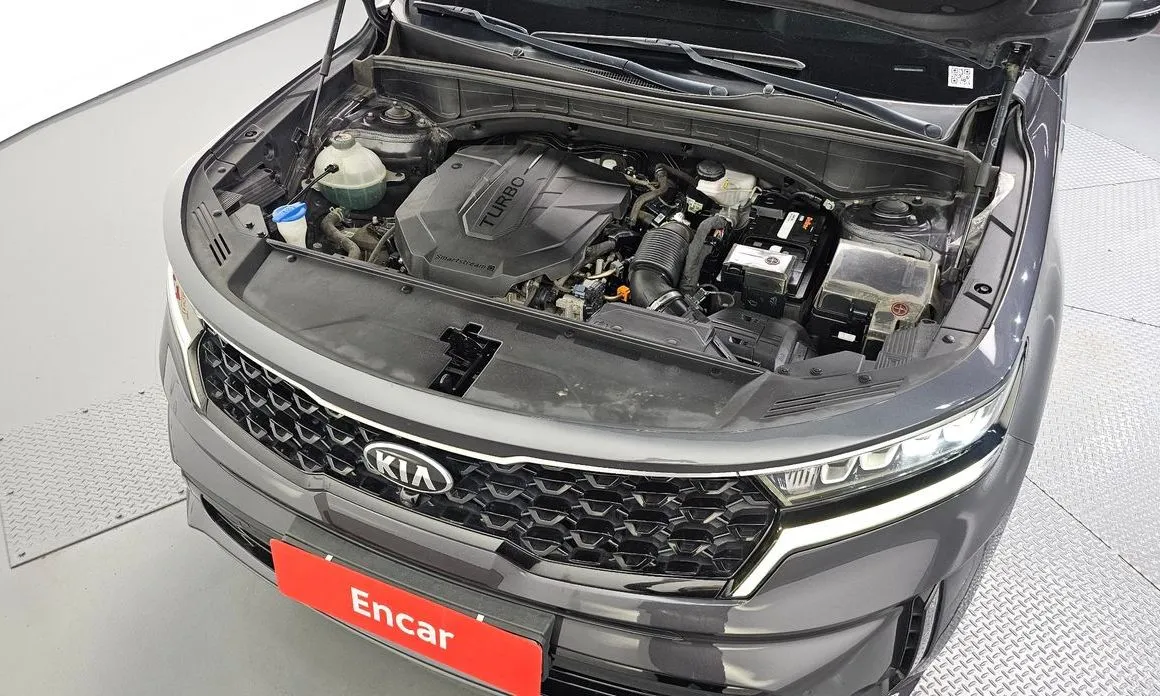 Kia Sorento — фото 8