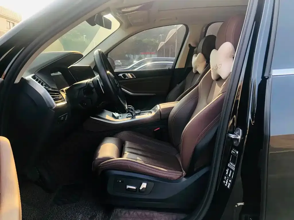BMW X5 (Import) — фото 6