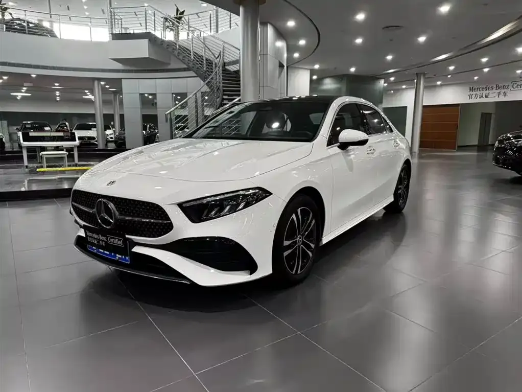 Mercedes-Benz A-Class — фото 1