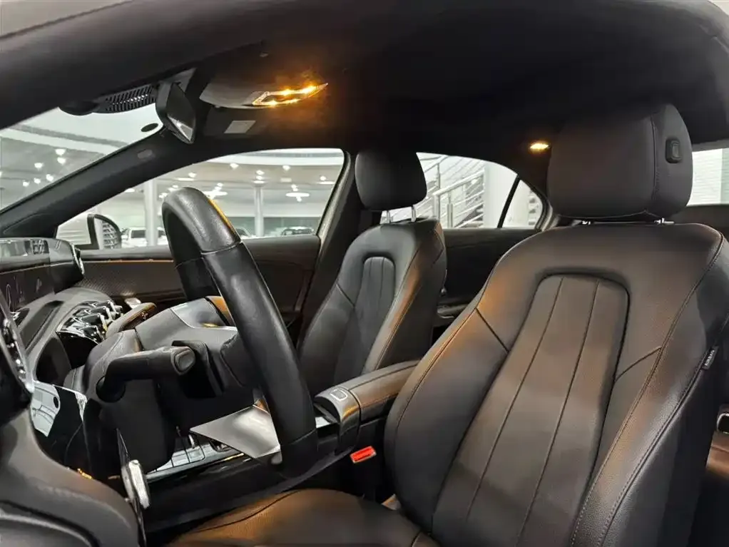 Mercedes-Benz A-Class — фото 10