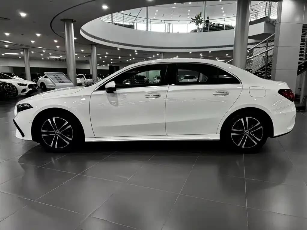 Mercedes-Benz A-Class — фото 3