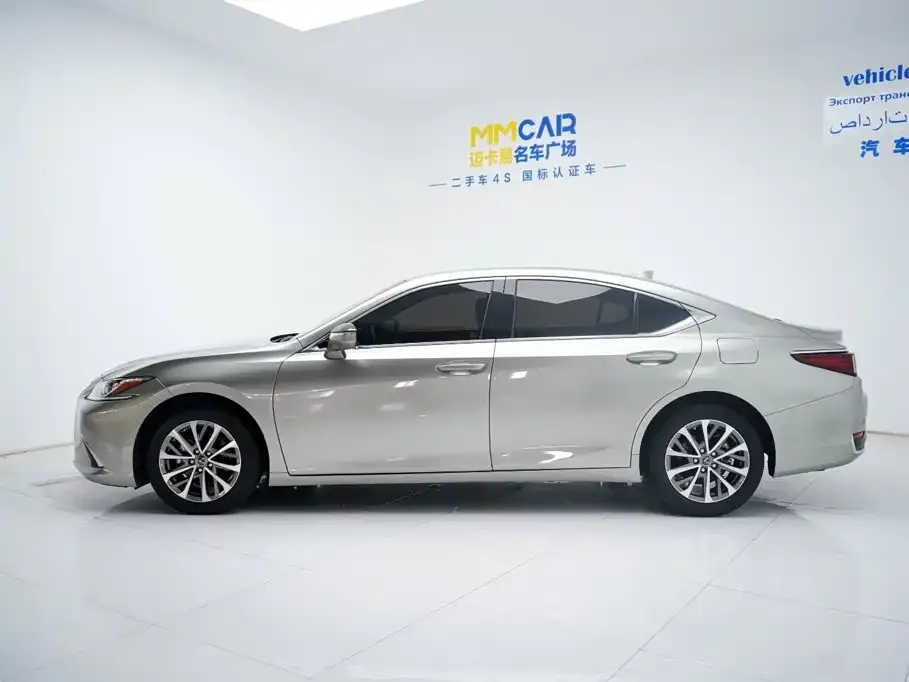 Lexus ES — фото 2