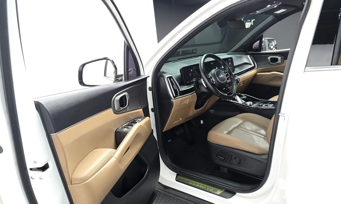 Kia Sorento — фото 7