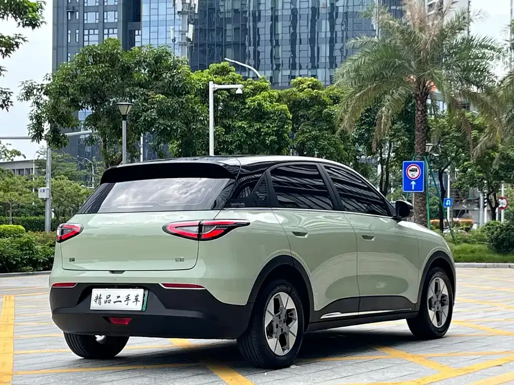 Geely Starburst — фото 10