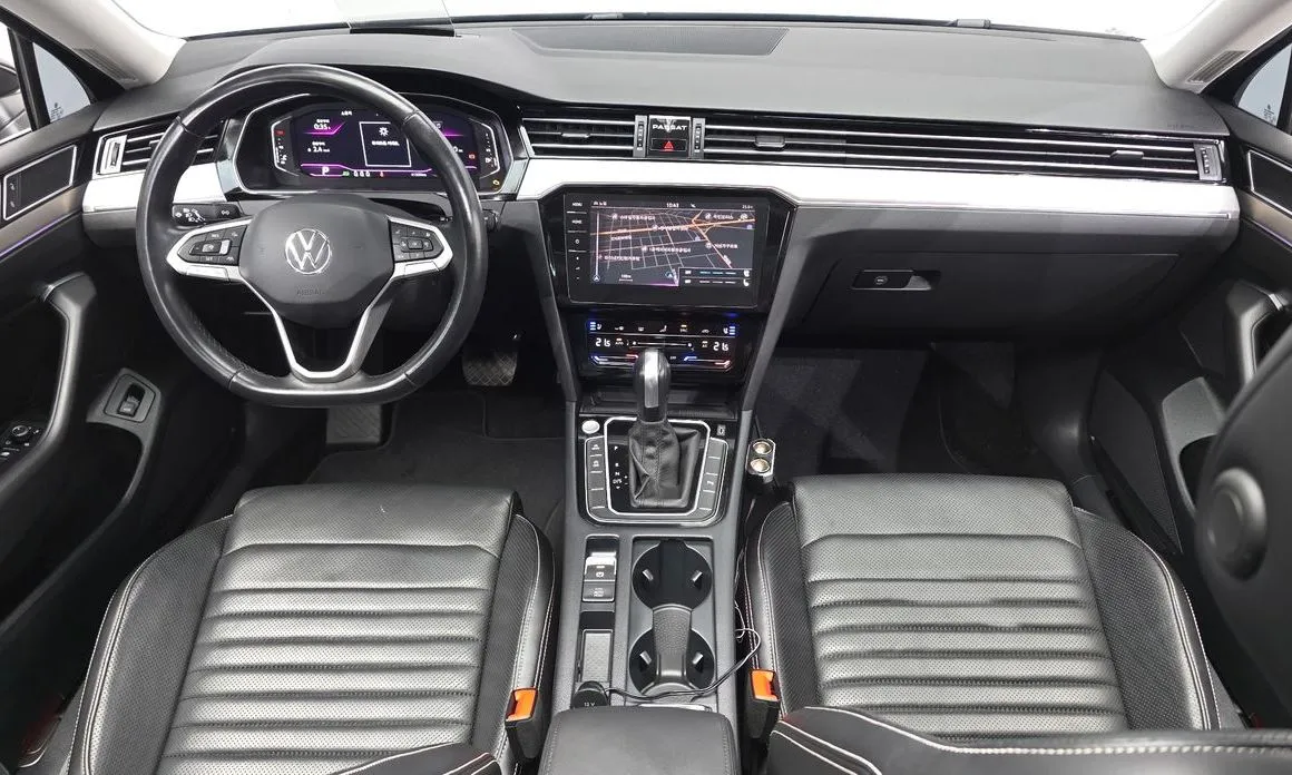 Volkswagen Passat — фото 6