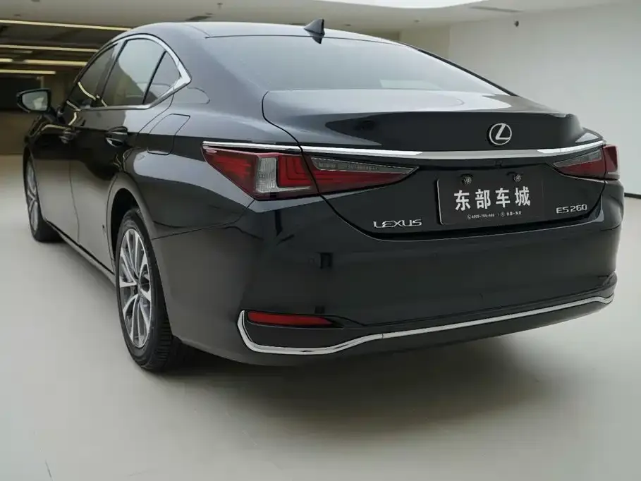 Lexus ES — фото 3