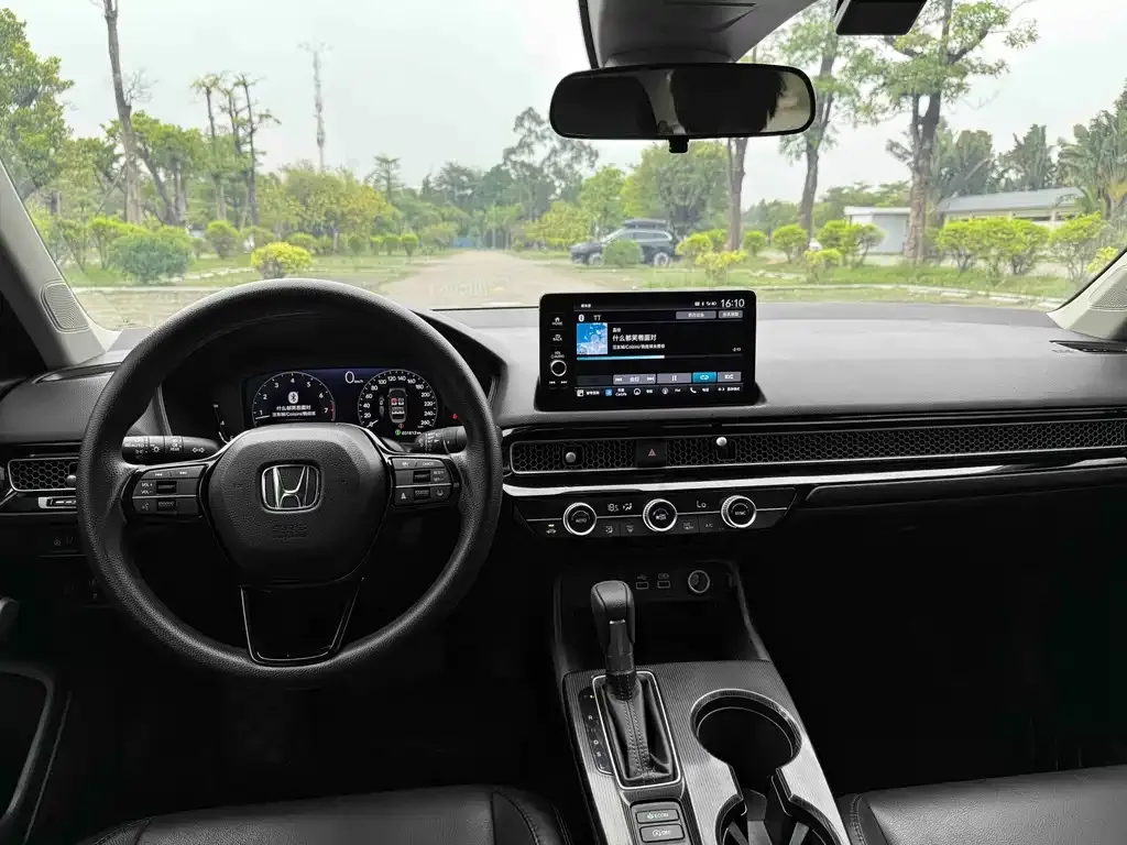 Honda Civic — фото 9