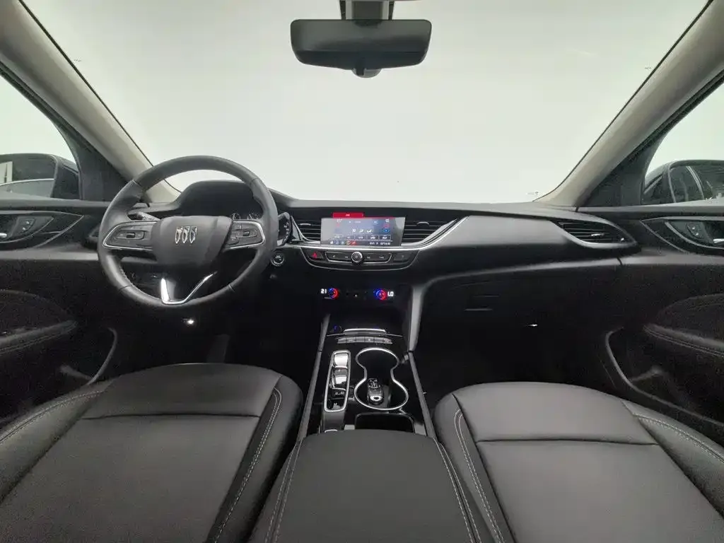 Buick Regal — фото 10