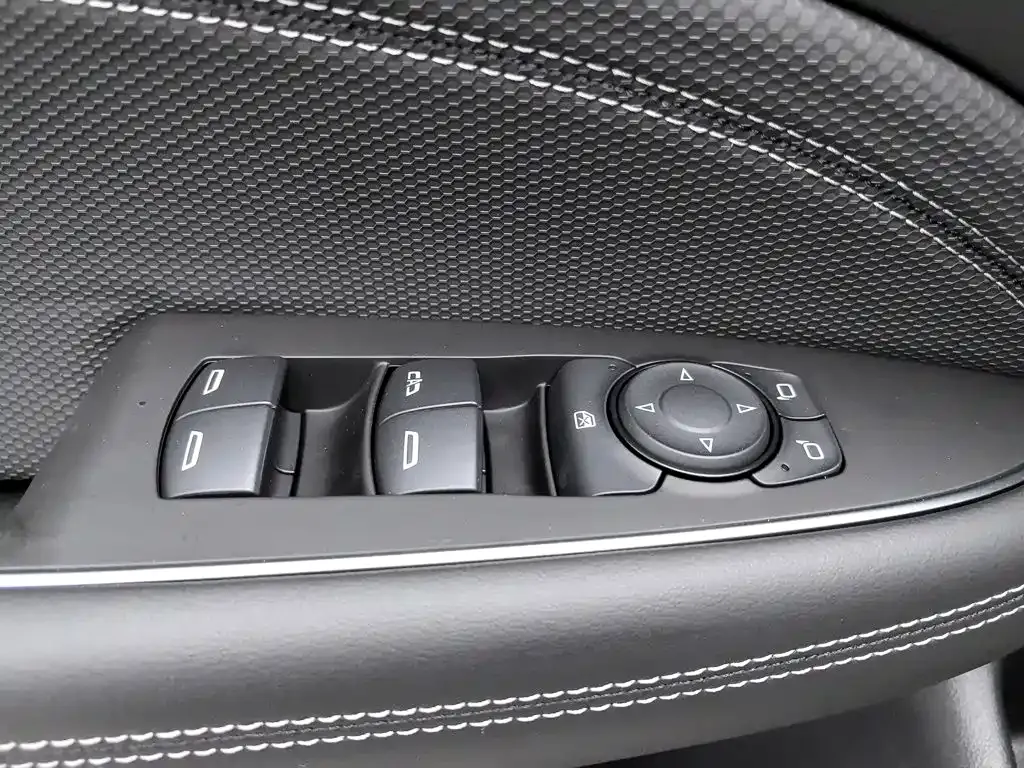 Buick Regal — фото 7