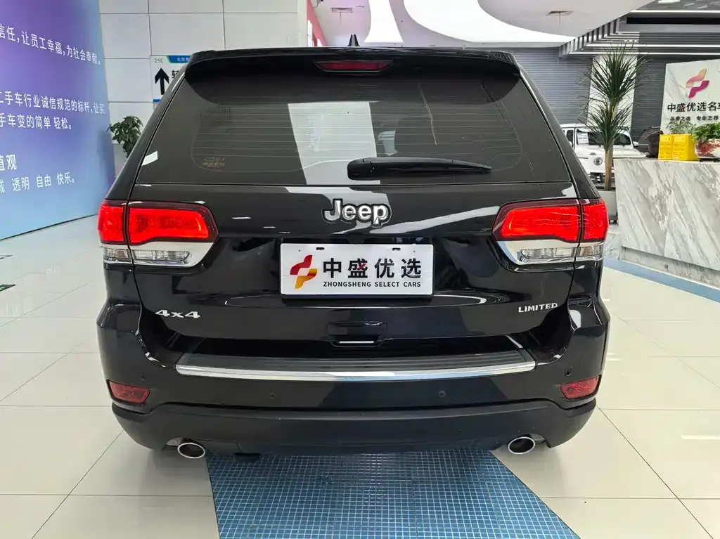 Jeep Grand Cherokee (Import) — фото 8
