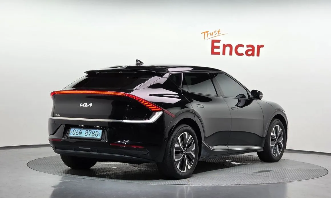 Kia EV6 — фото 6
