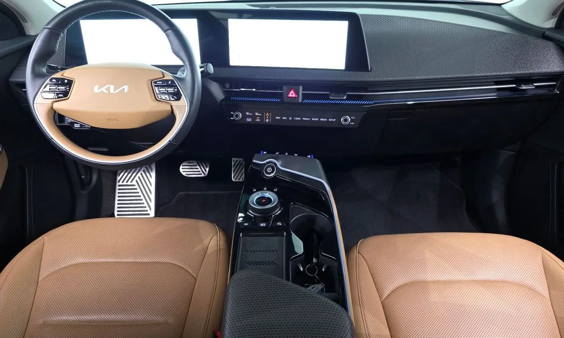 Kia EV6 — фото 9