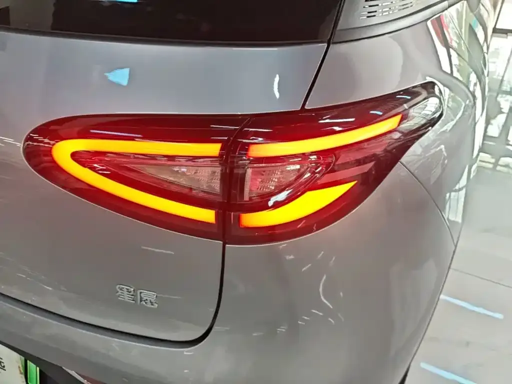 Geely Starburst — фото 7