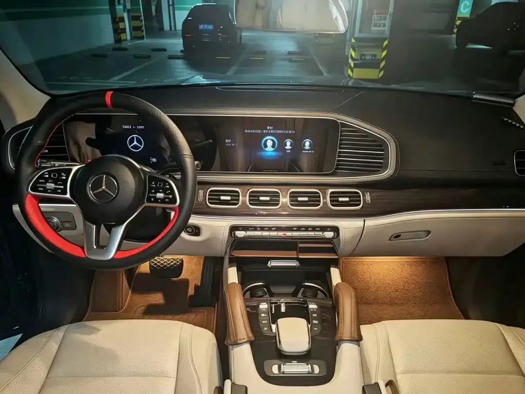 Mercedes-Benz GLS — фото 4