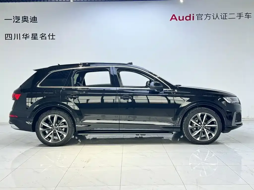 Audi Q7 — фото 6