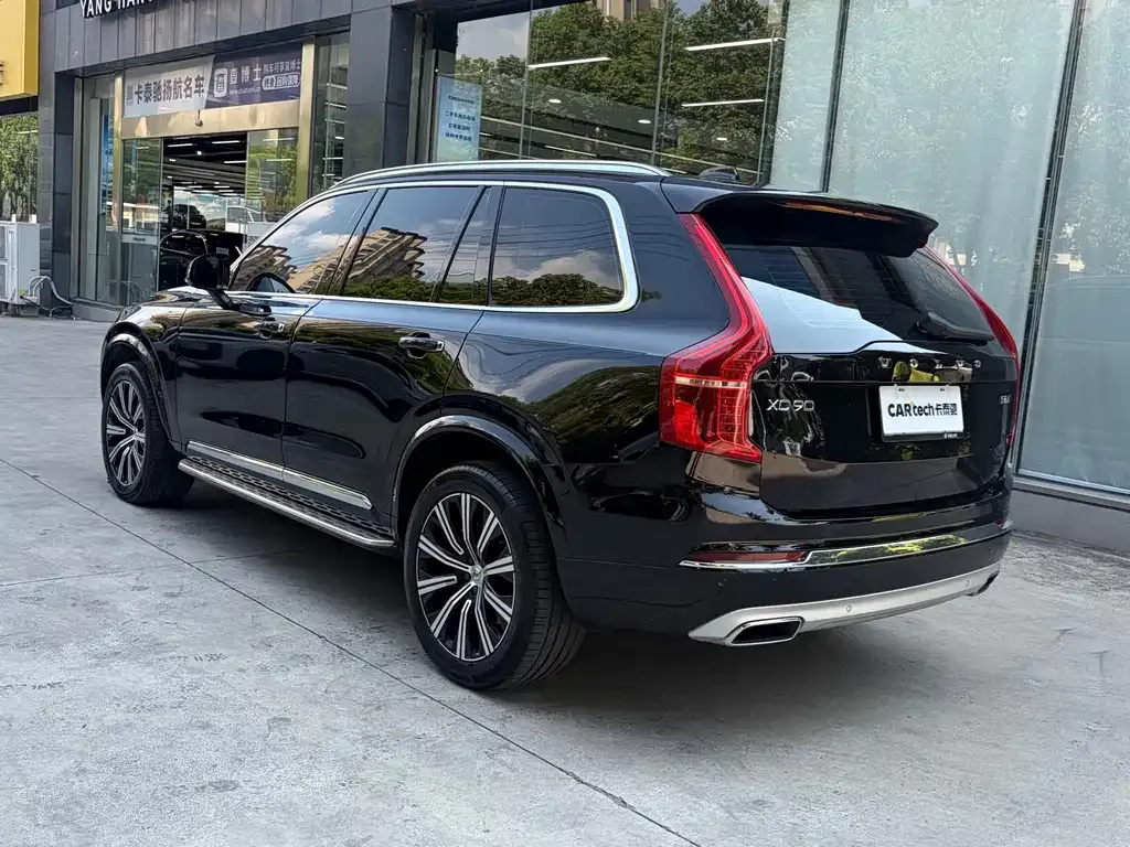 Volvo XC90 — фото 3
