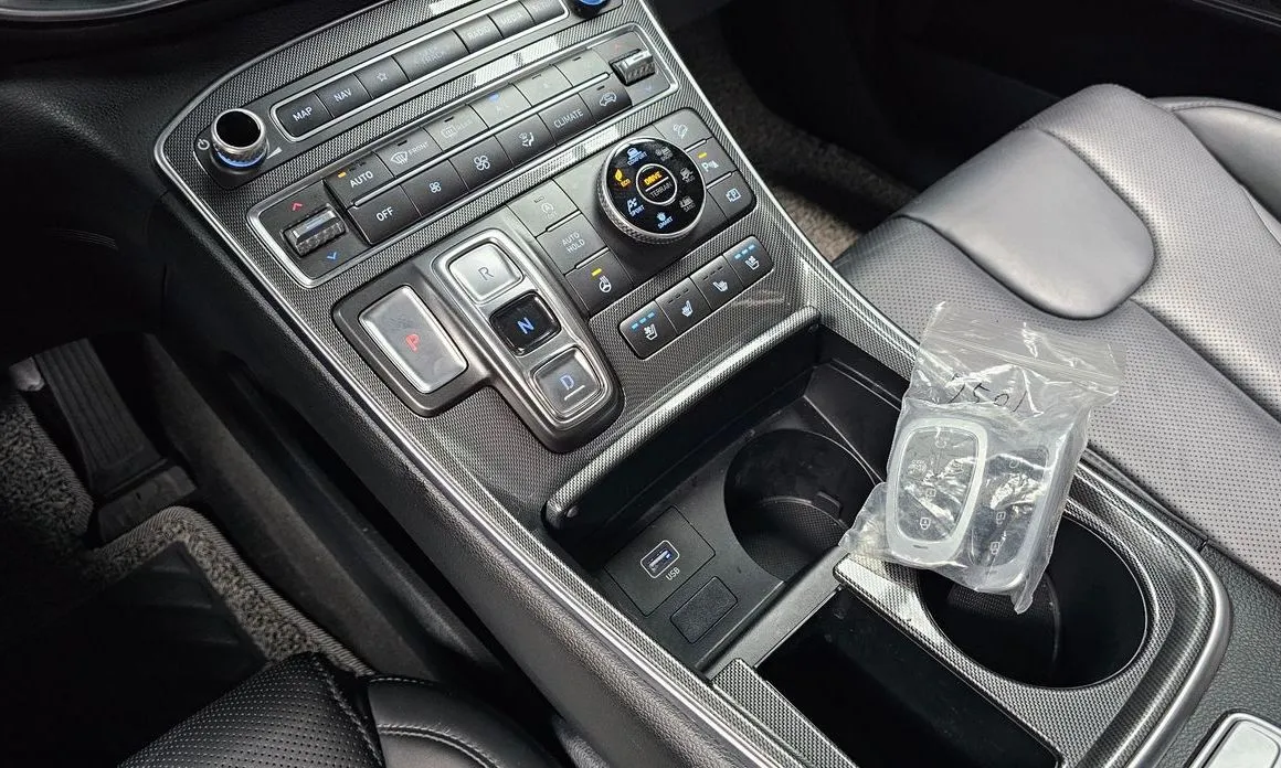 Hyundai Santafe — фото 9