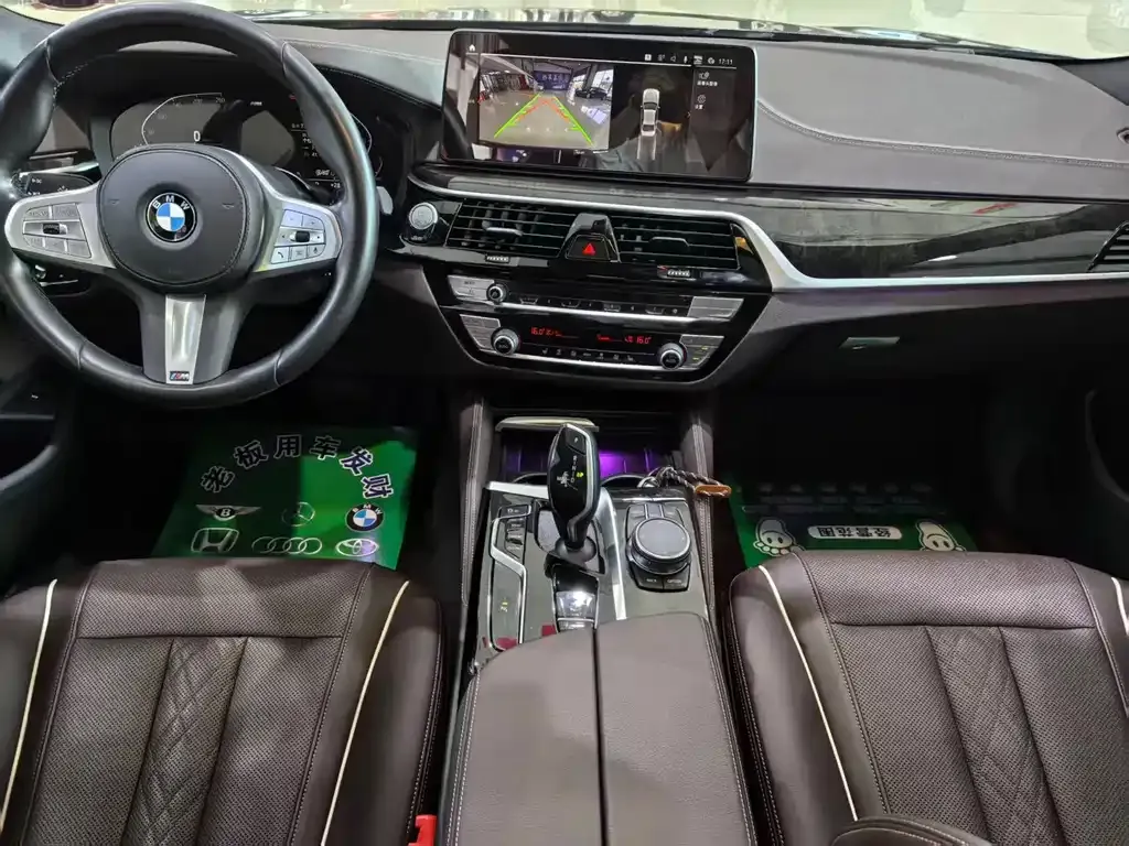 BMW 5 Series — фото 10