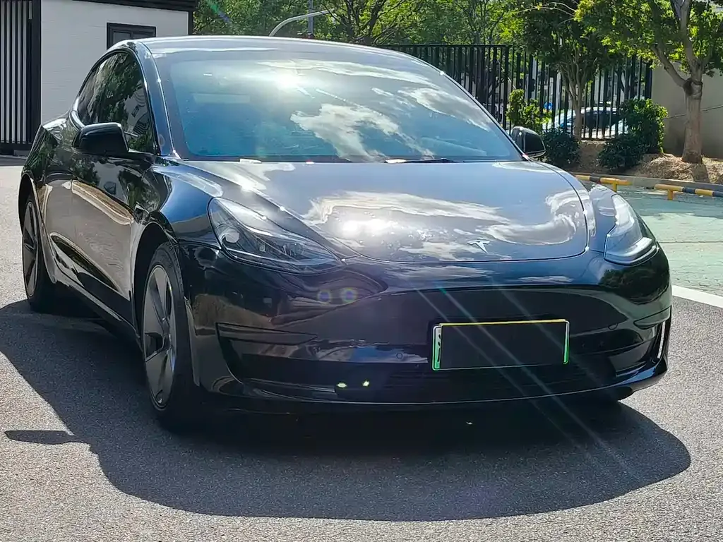 Tesla Model 3 — фото 7
