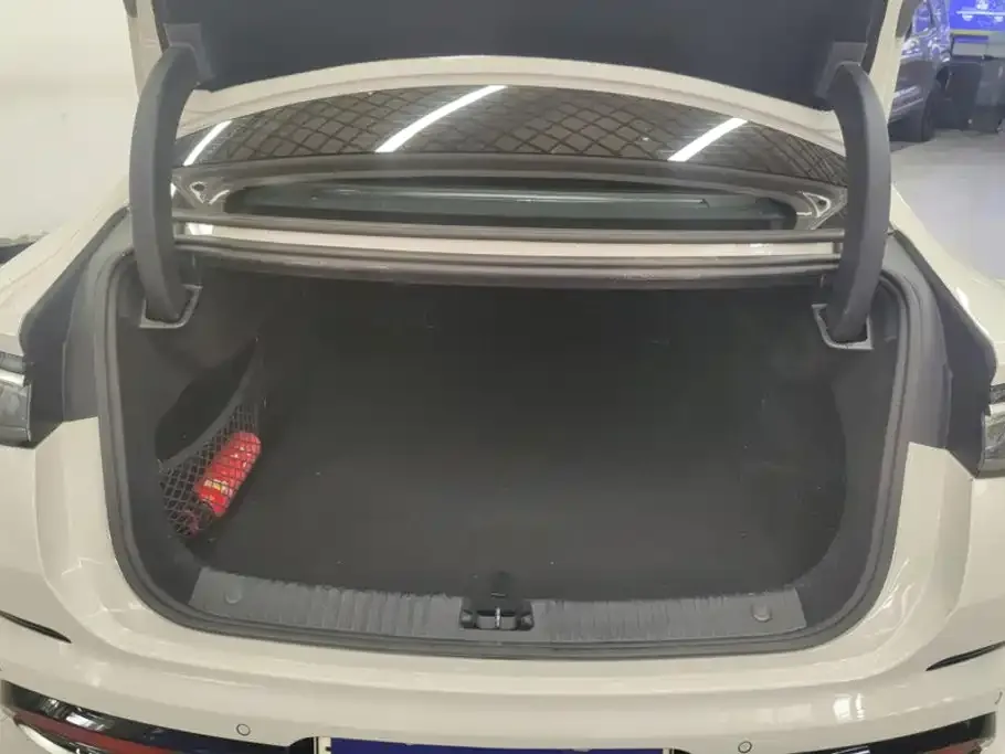BYD Seal 07 DM-i — фото 8