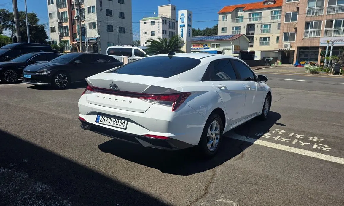 Hyundai AVANTE — фото 4