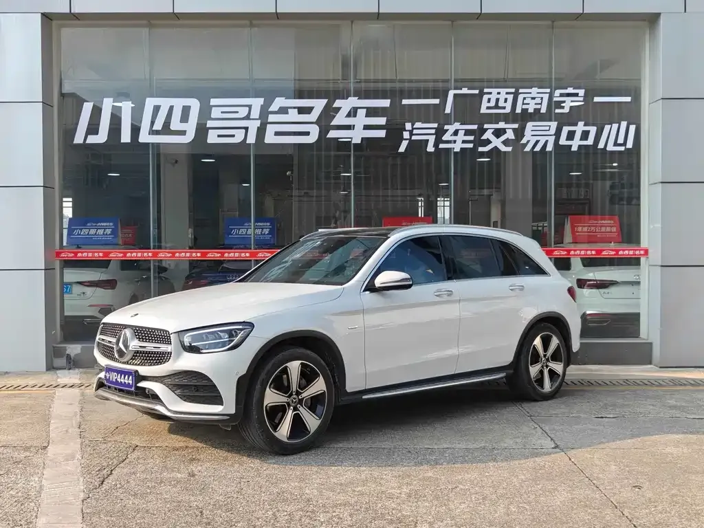 Mercedes-Benz GLC — фото 1