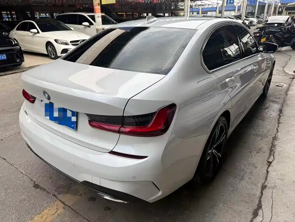 BMW 3 Series — фото 10