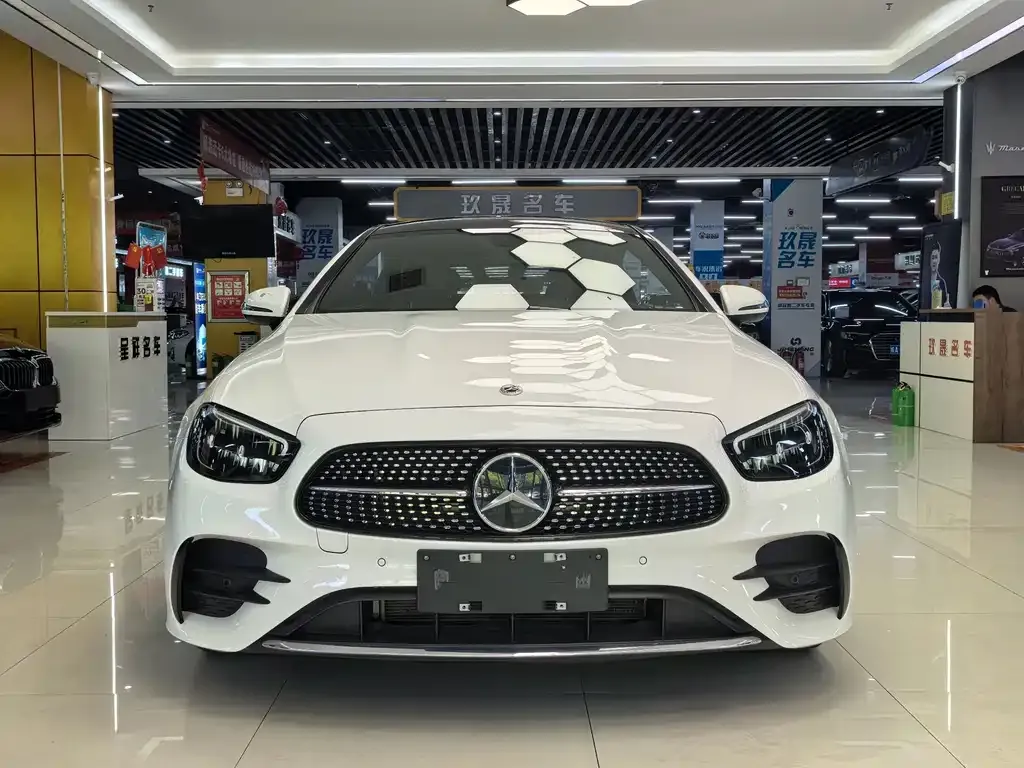 Mercedes-Benz E-Class (Import) — фото 2