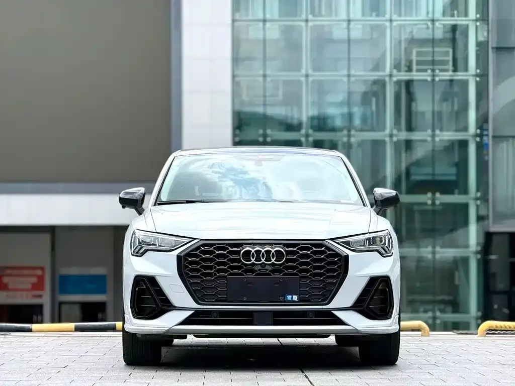 Audi Q3 Sportback — фото 6