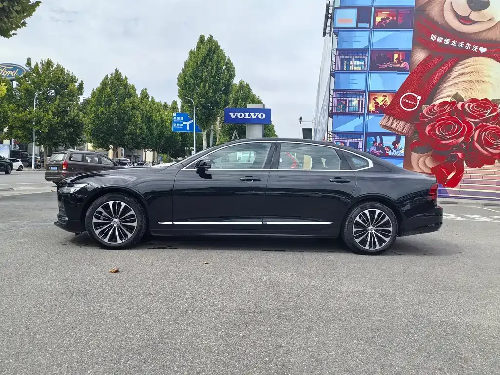 Volvo S90 — фото 3