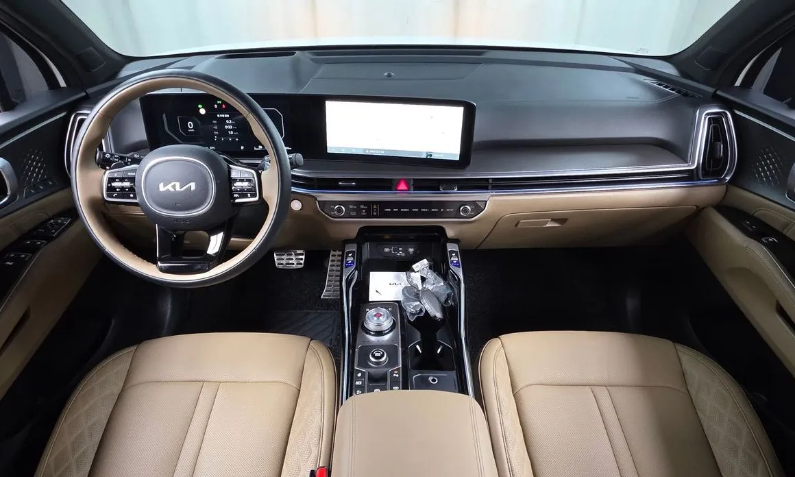 Kia Sorento — фото 5