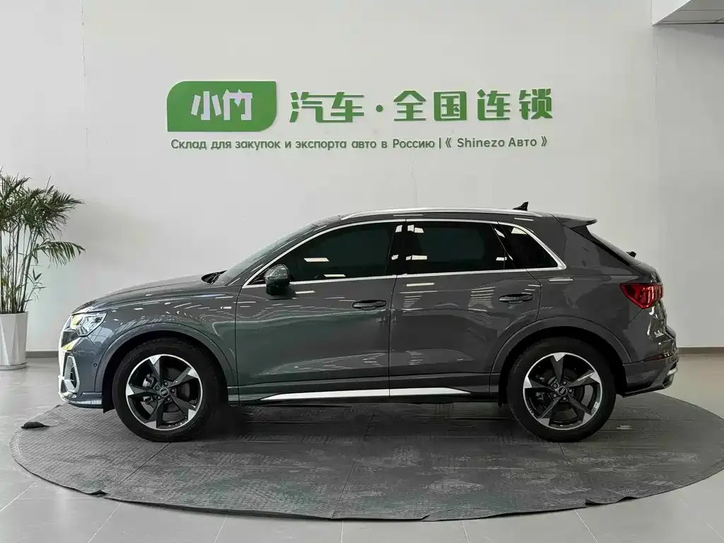 Audi Q3 — фото 10