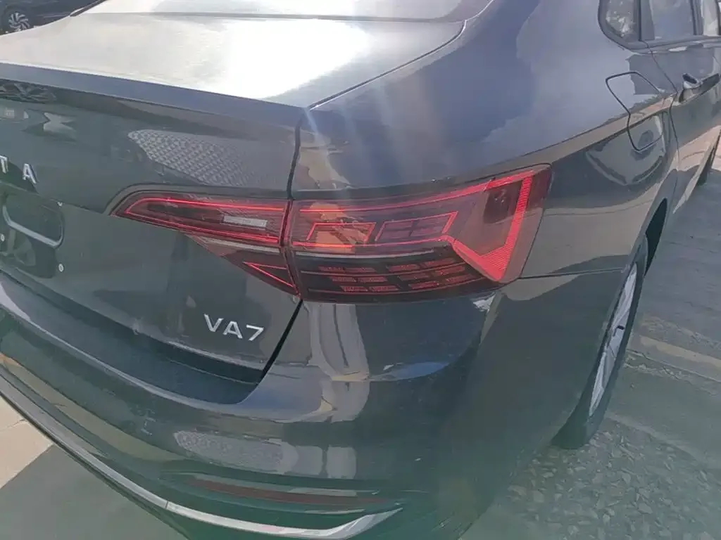 Jetta VA7 — фото 2