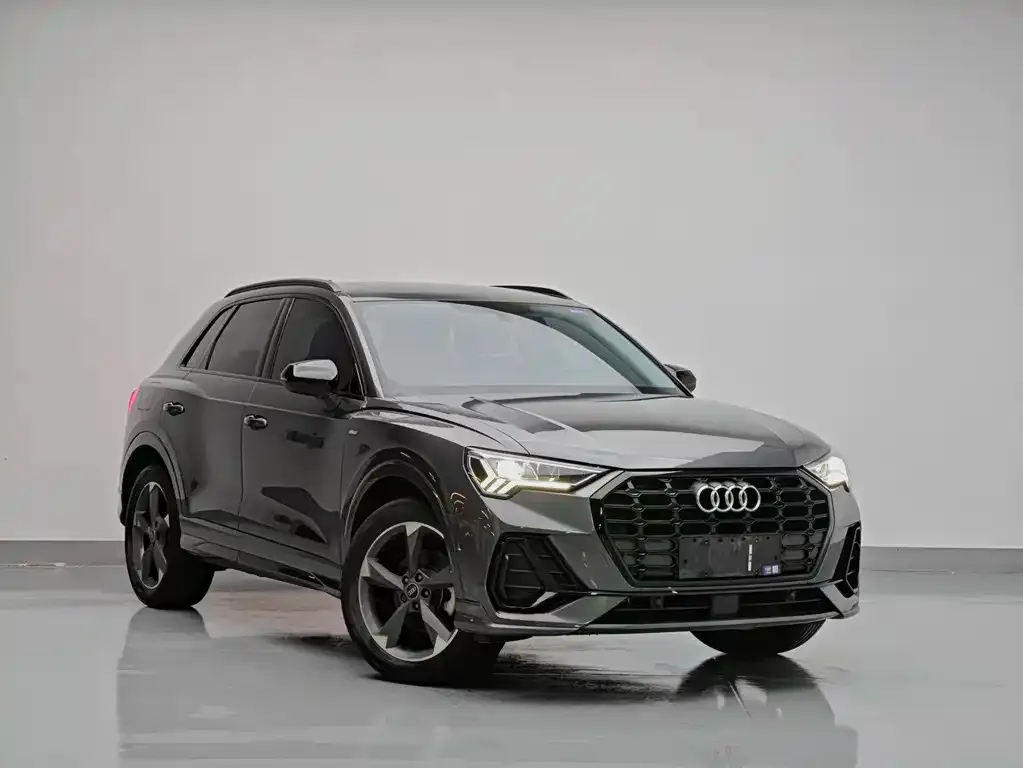 Audi Q3 — фото 8