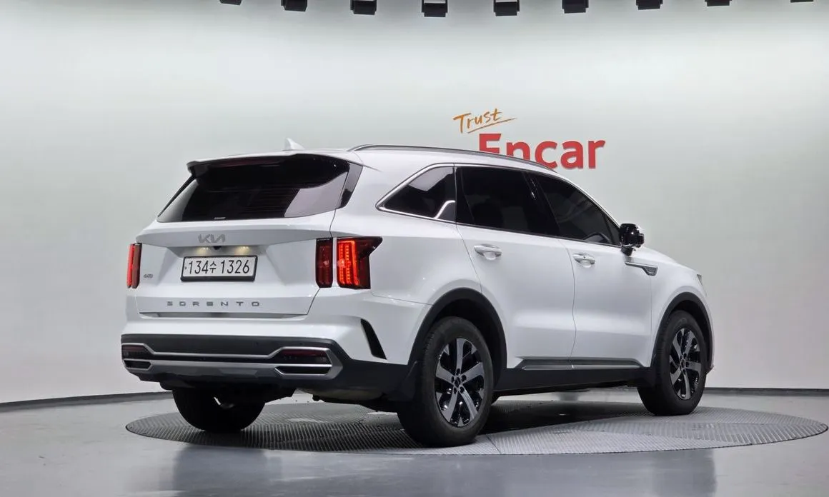 Kia Sorento — фото 4