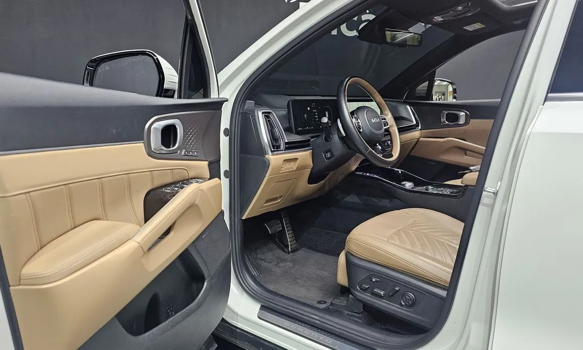 Kia Sorento — фото 7