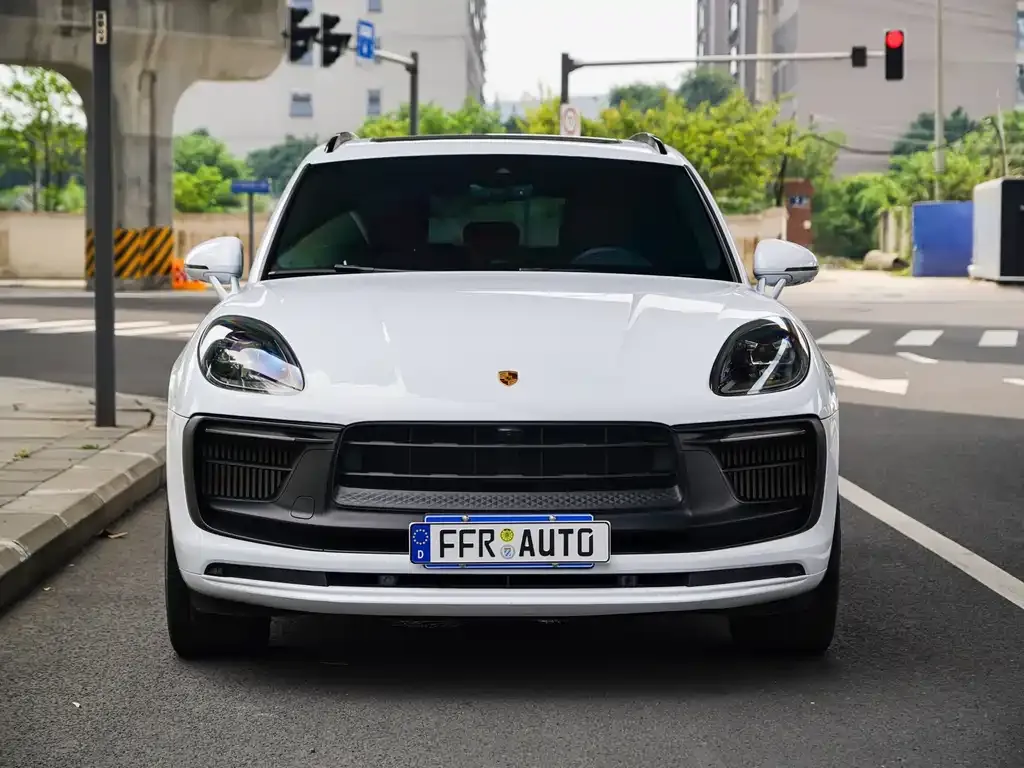 Porsche Macan — фото 6