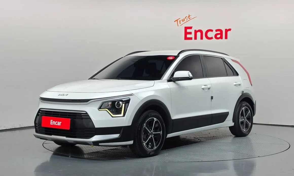 Kia Niro — фото 1