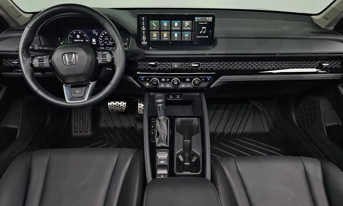 Honda Accord — фото 10