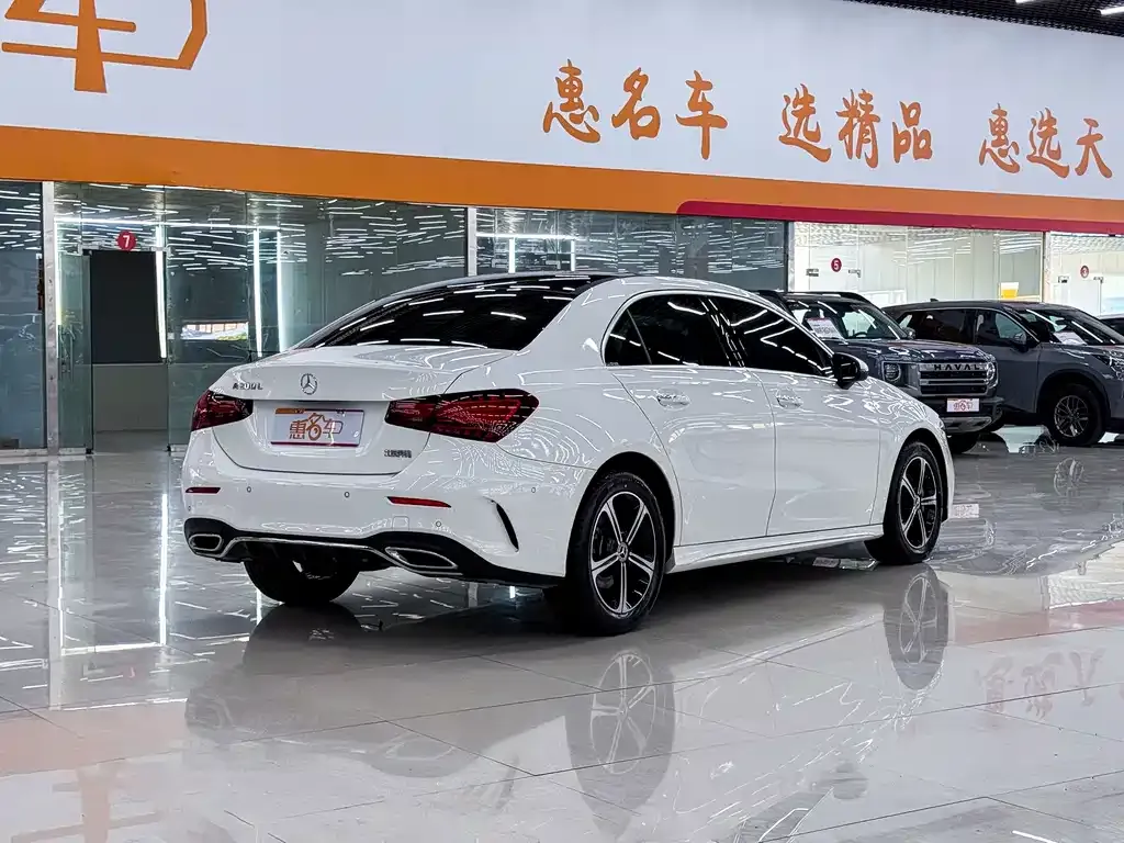Mercedes-Benz A-Class — фото 6