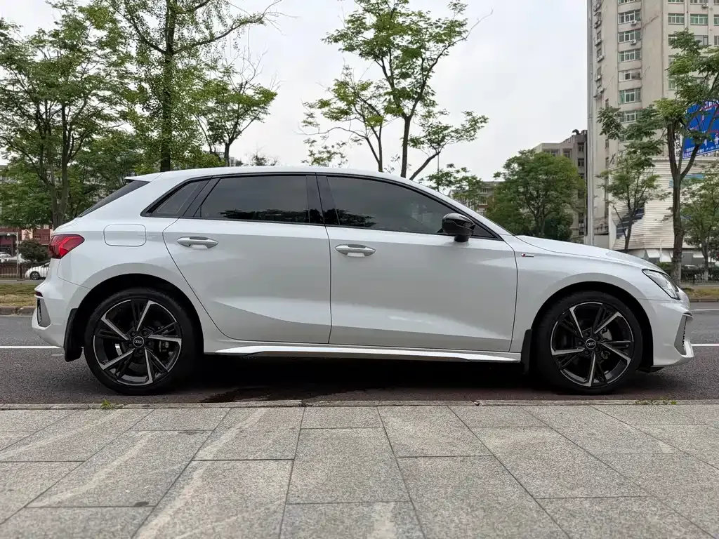 Audi A3 — фото 9