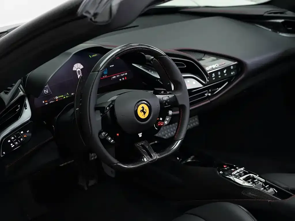 Ferrari SF90 — фото 5