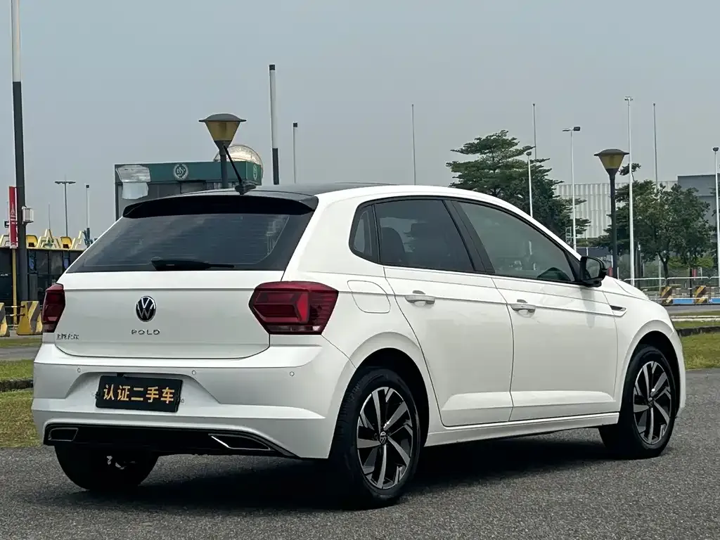 Volkswagen Polo — фото 3