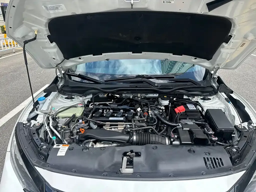 Honda Civic — фото 7