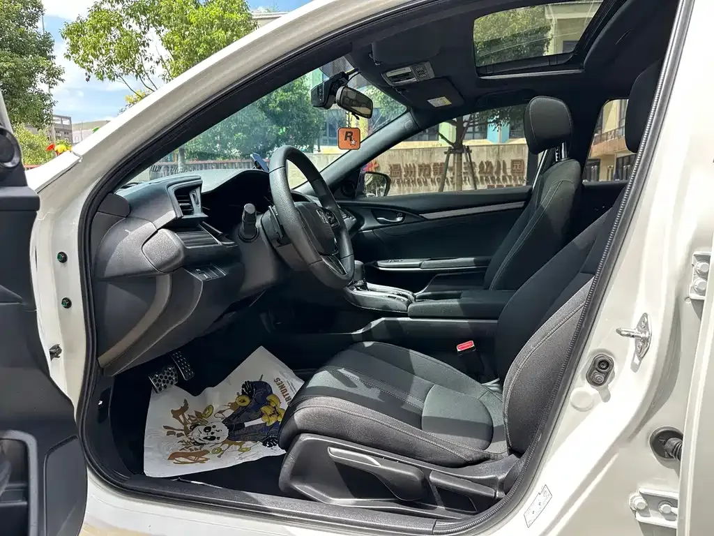 Honda Civic — фото 3