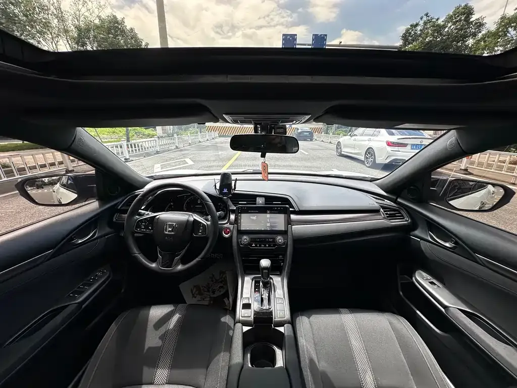 Honda Civic — фото 6